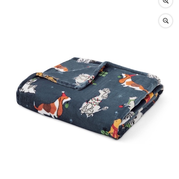 NWT Member's Mark  Holiday Themed Lounge Throw 60"x70" machine washable 🎄✨ - Picture 9 of 9